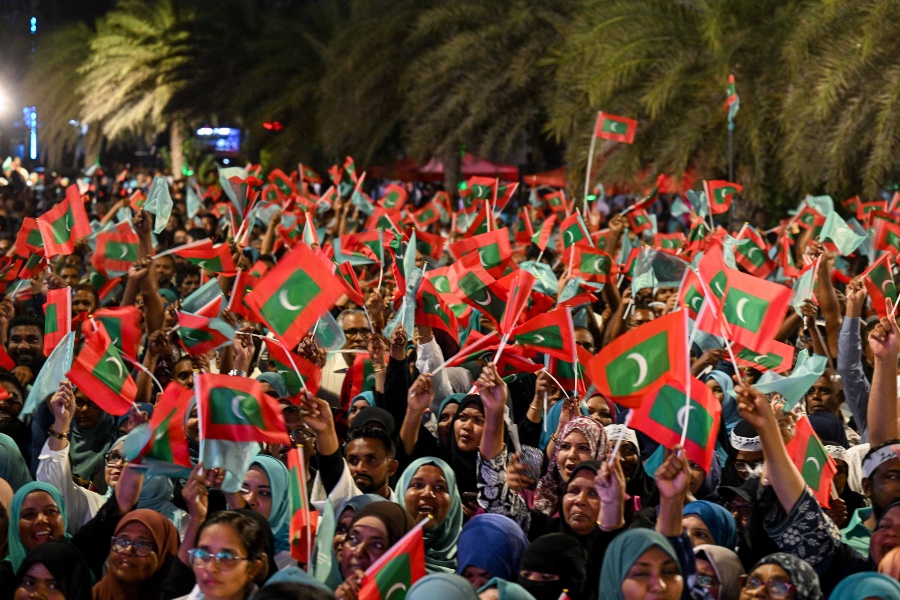 A crowd of supporters at a PNC gathering
